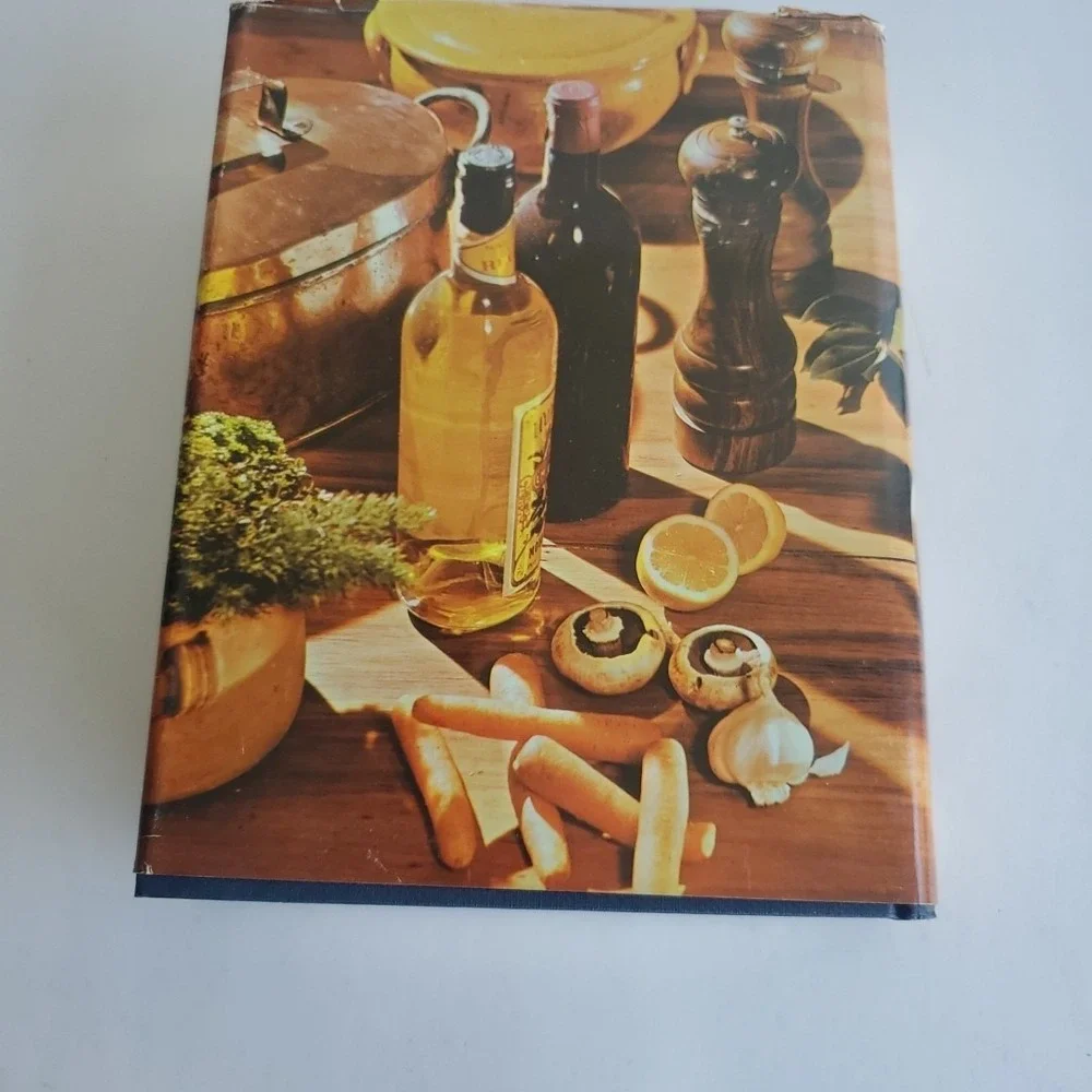 Larousse Gastronomique Cookbook The Encyclopedia of Food Wine VTG 1961 HC HB